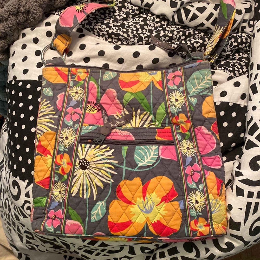 Very Bradley cross body bag